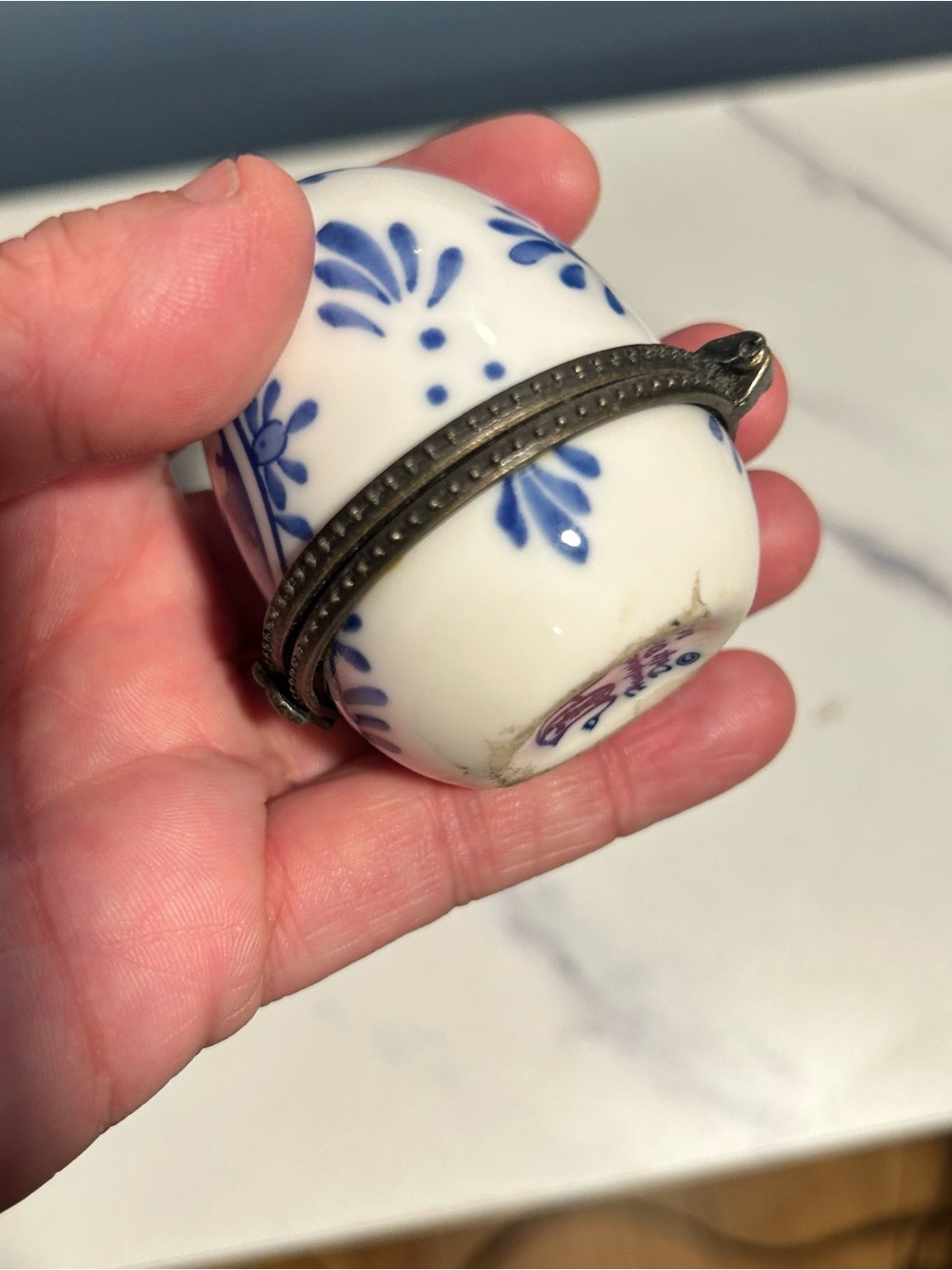 ⭐️ 5 for $25⭐️ Delft blue porcelain hinge trinket egg - Picture 2 of 11